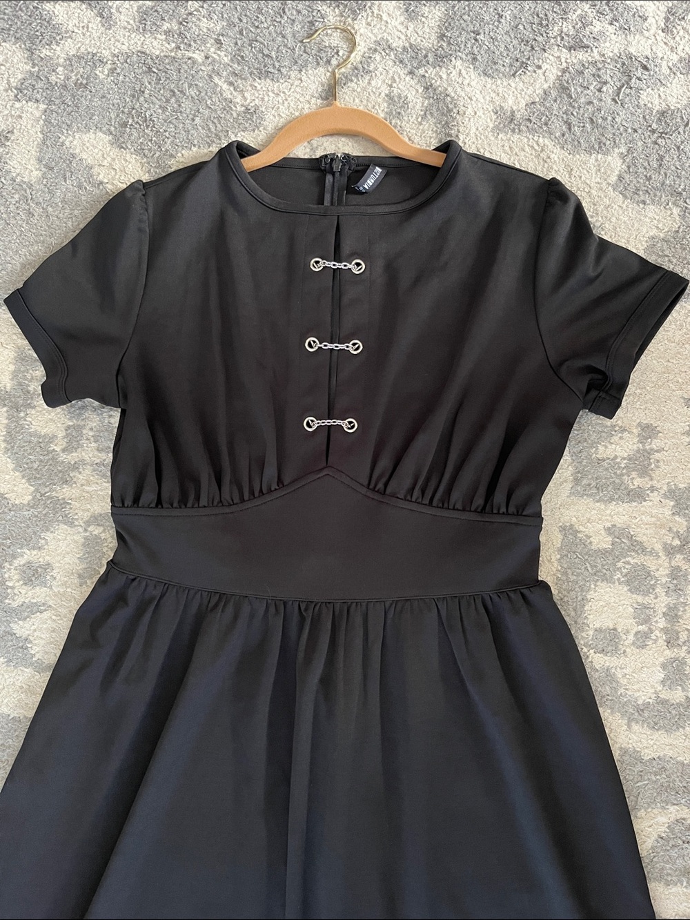 Disturbia Chain Midi Dress - Picture 3 of 9
